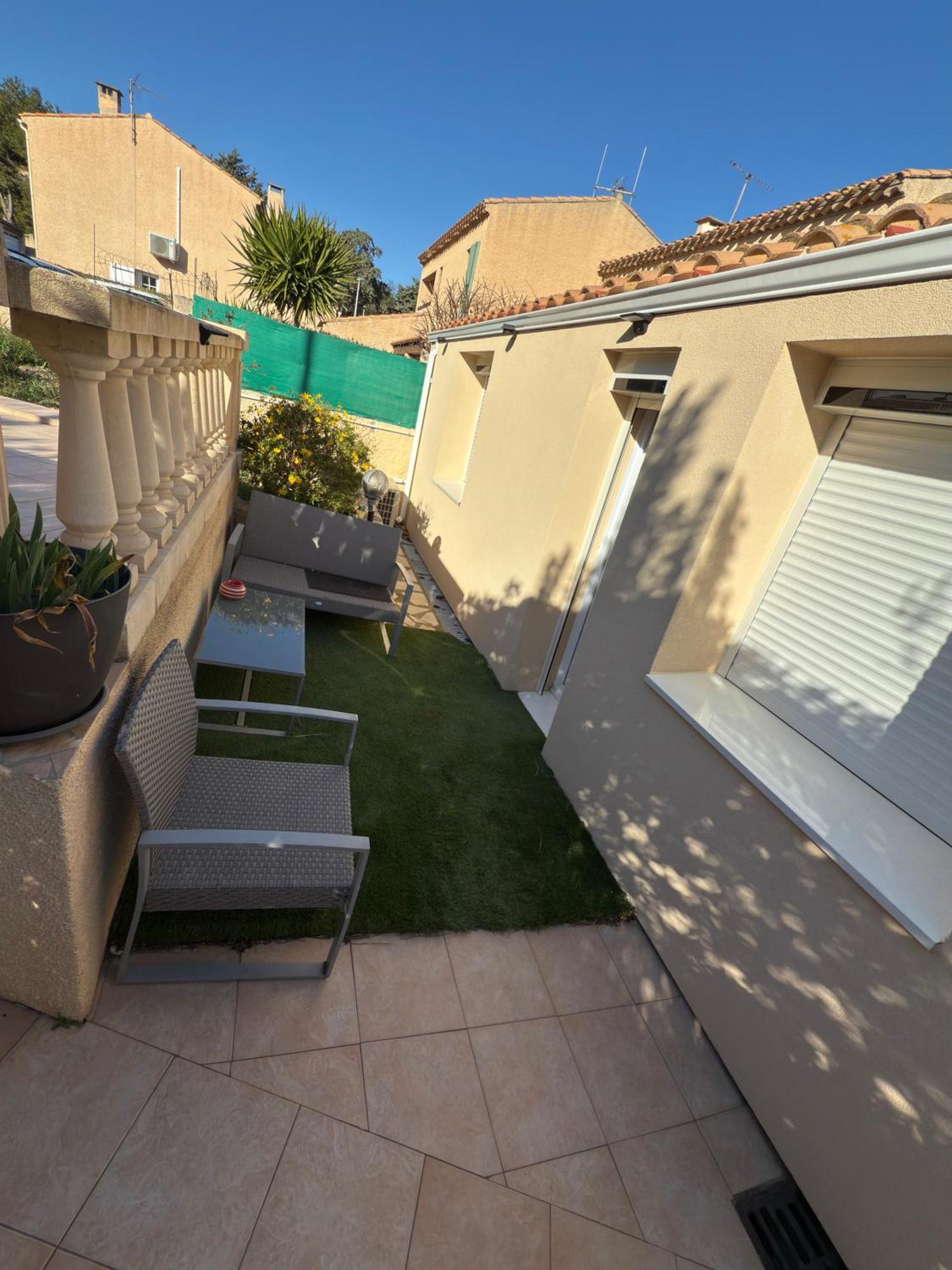 La Costa Apartment Нарбон Екстериор снимка